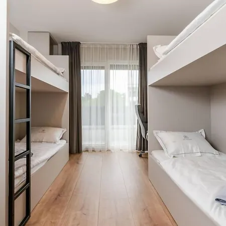 فيلة Luxury Metramaris1