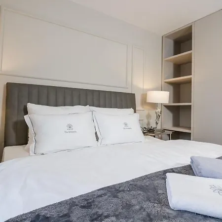 Luxury Metramaris1 مالينسكا