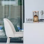 Luxury Metramaris1 *