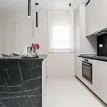 Luxury Metramaris1 فيلة *