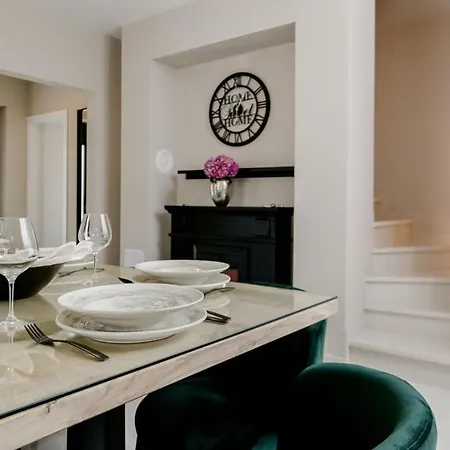 Luxury Metramaris1 * מאלינסקה