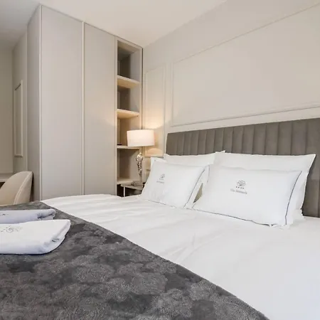 Luxury Metramaris1 מאלינסקה